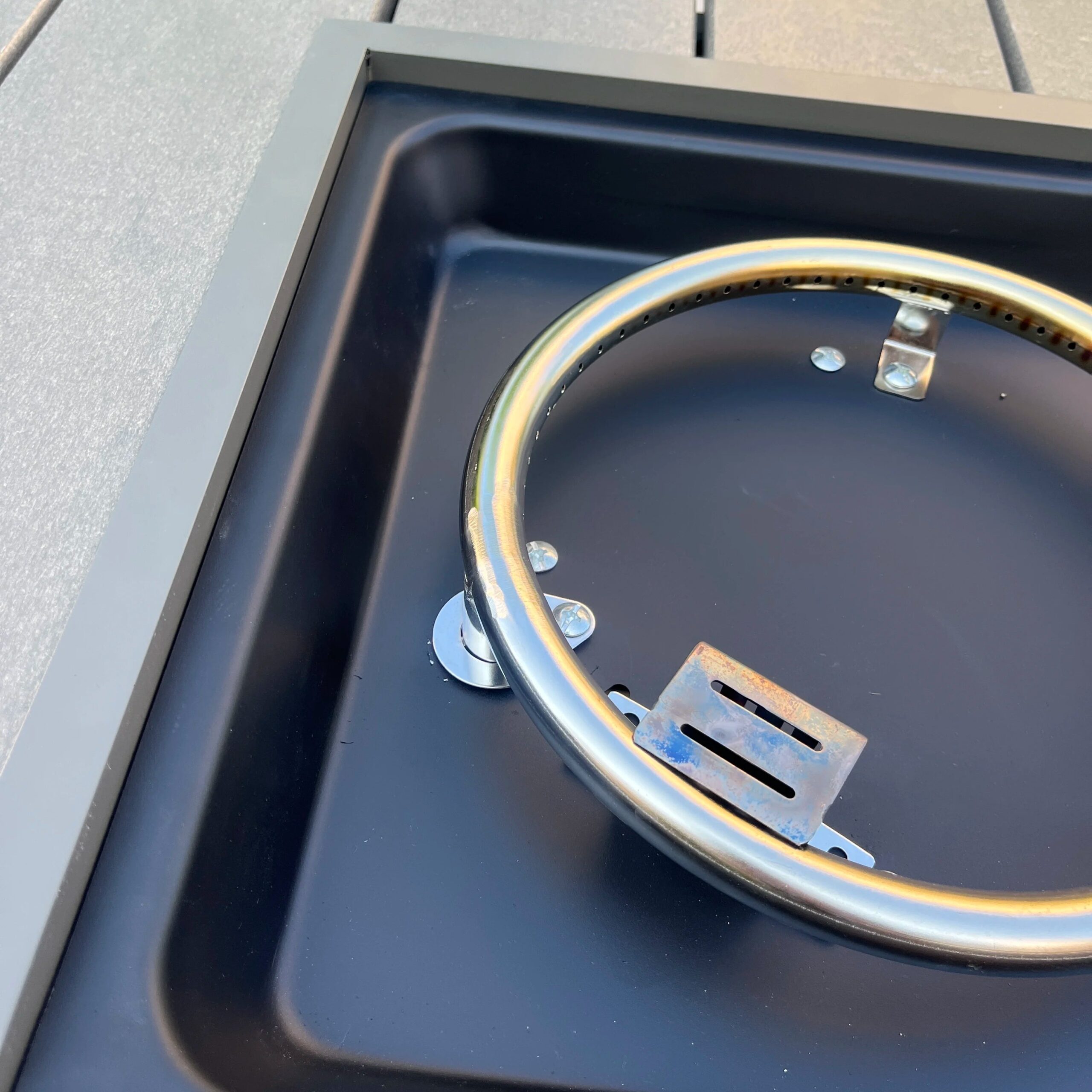 Outdoor HDPE Fire Pit Table Garden Fire Pit for Park Use Elegant Outdoor Furniture - Image 5