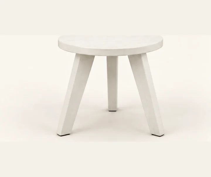 Three-Leg Round HDPE Side Table in M011 finish, view 1